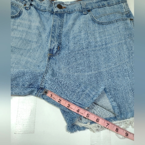 Wrangler Retro Disstres Denim Blue Shorts Size (38) - Picture 9 of 12